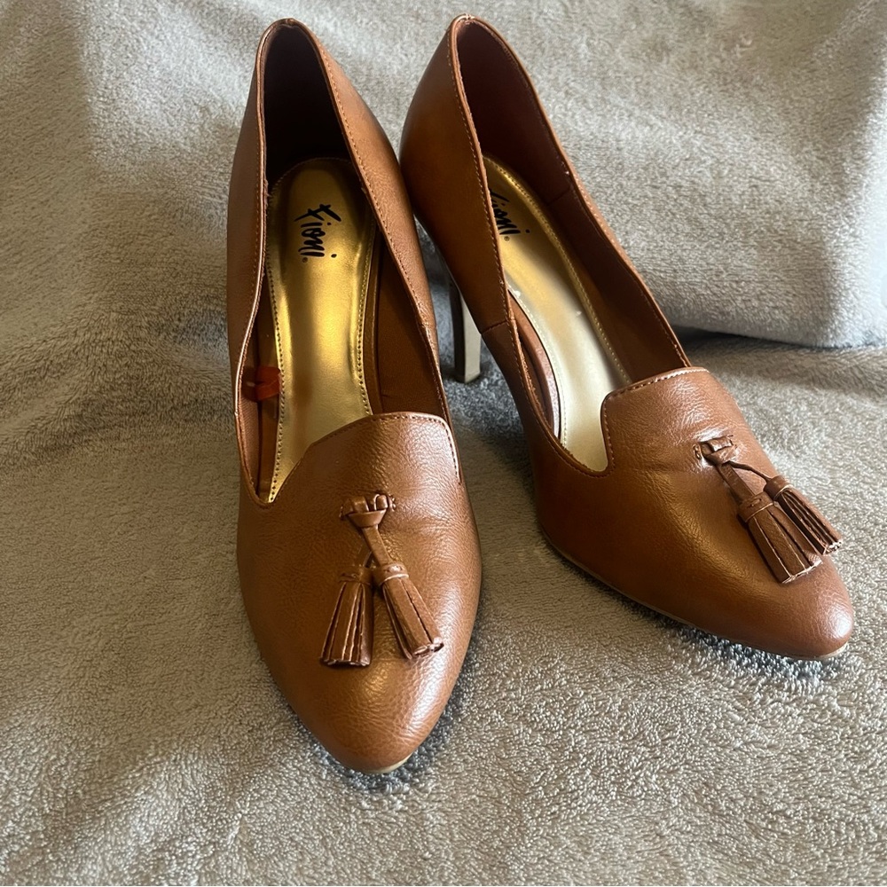 FIONI Clothing Brown Tassel Heels‎